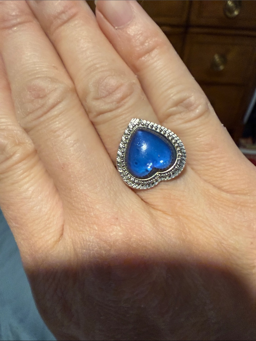 Heart shaped mood ring size 7